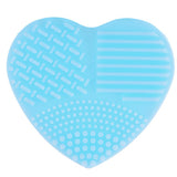 Cosmetic Brush Cleaning Mitt (Heart Edition)